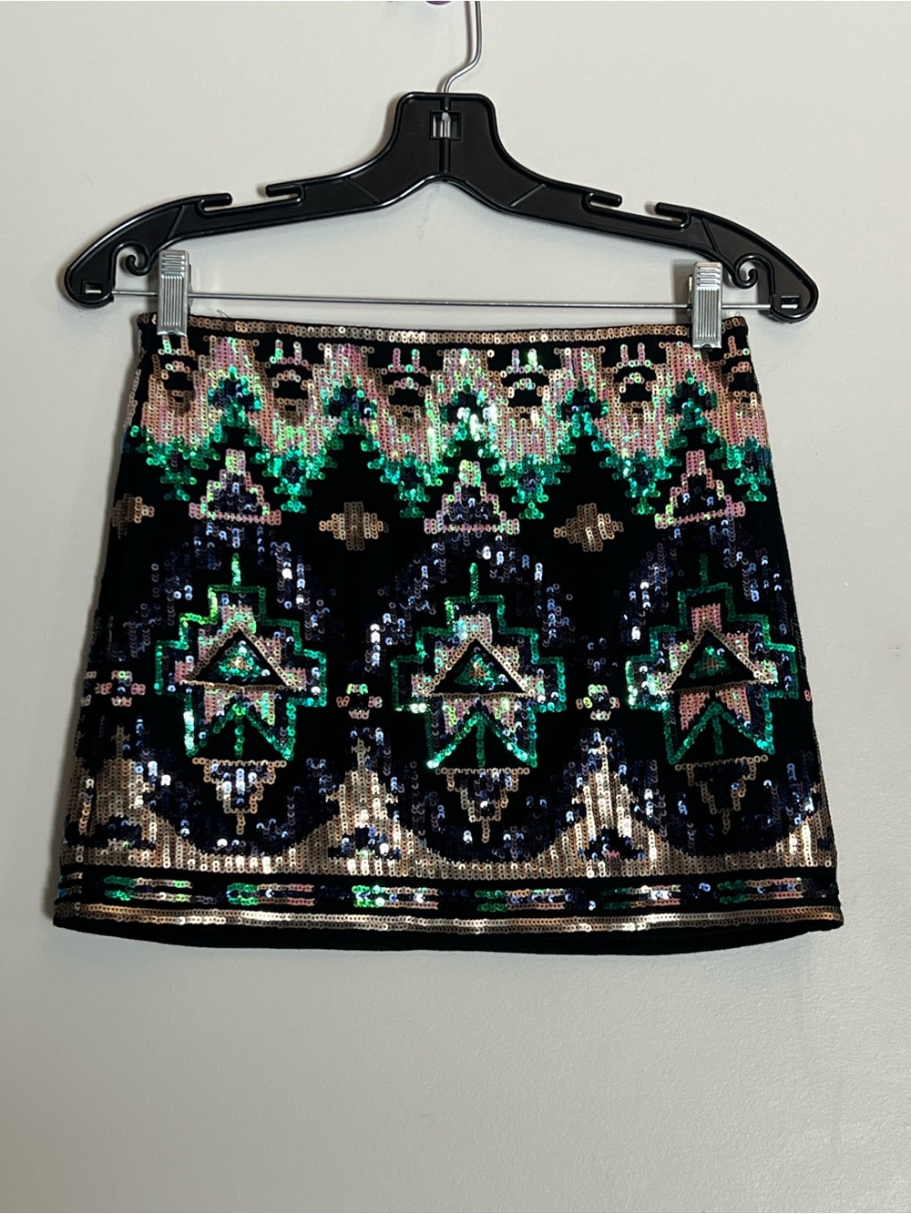 Verty Black Green Gold Geometric Sequin Mini Skirt Stretch Lined Size Small